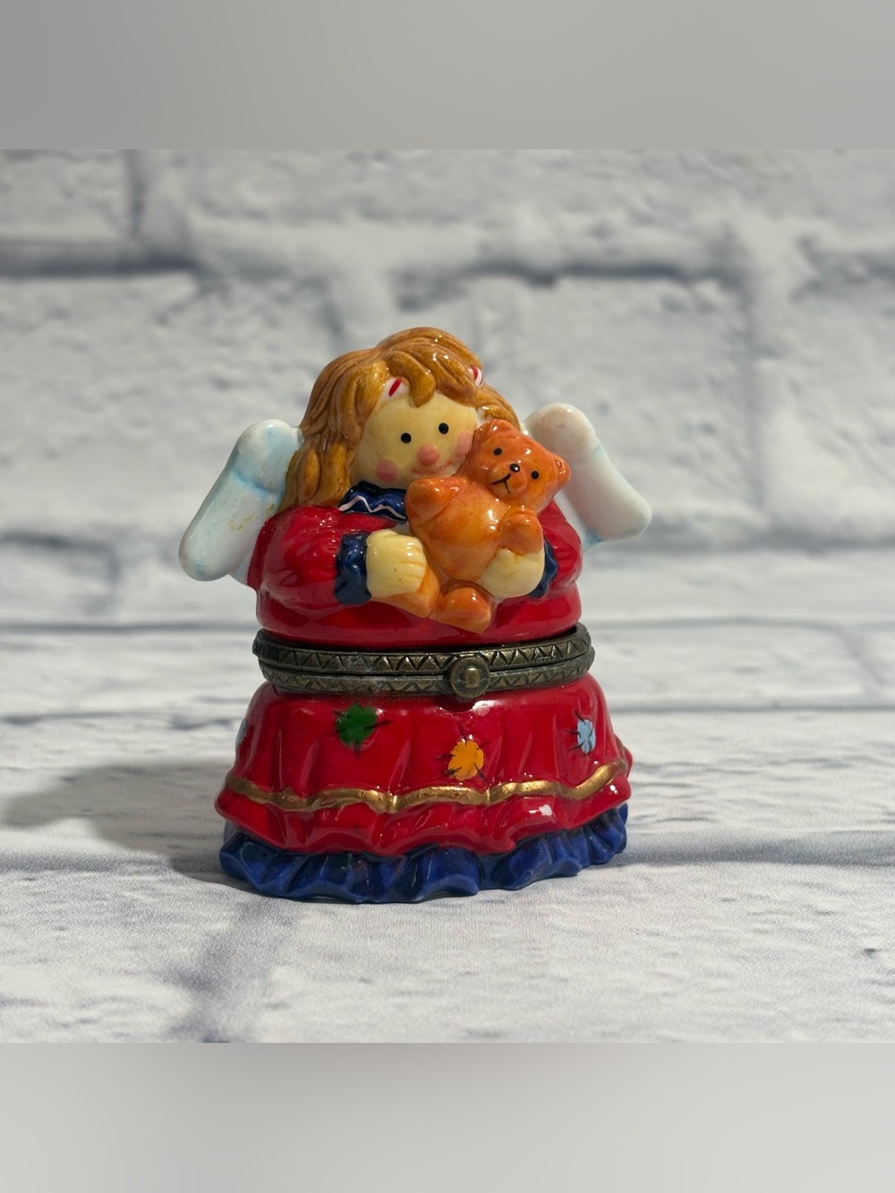 Vintage decorated angel/teddy bear porcelain hinged trinket box